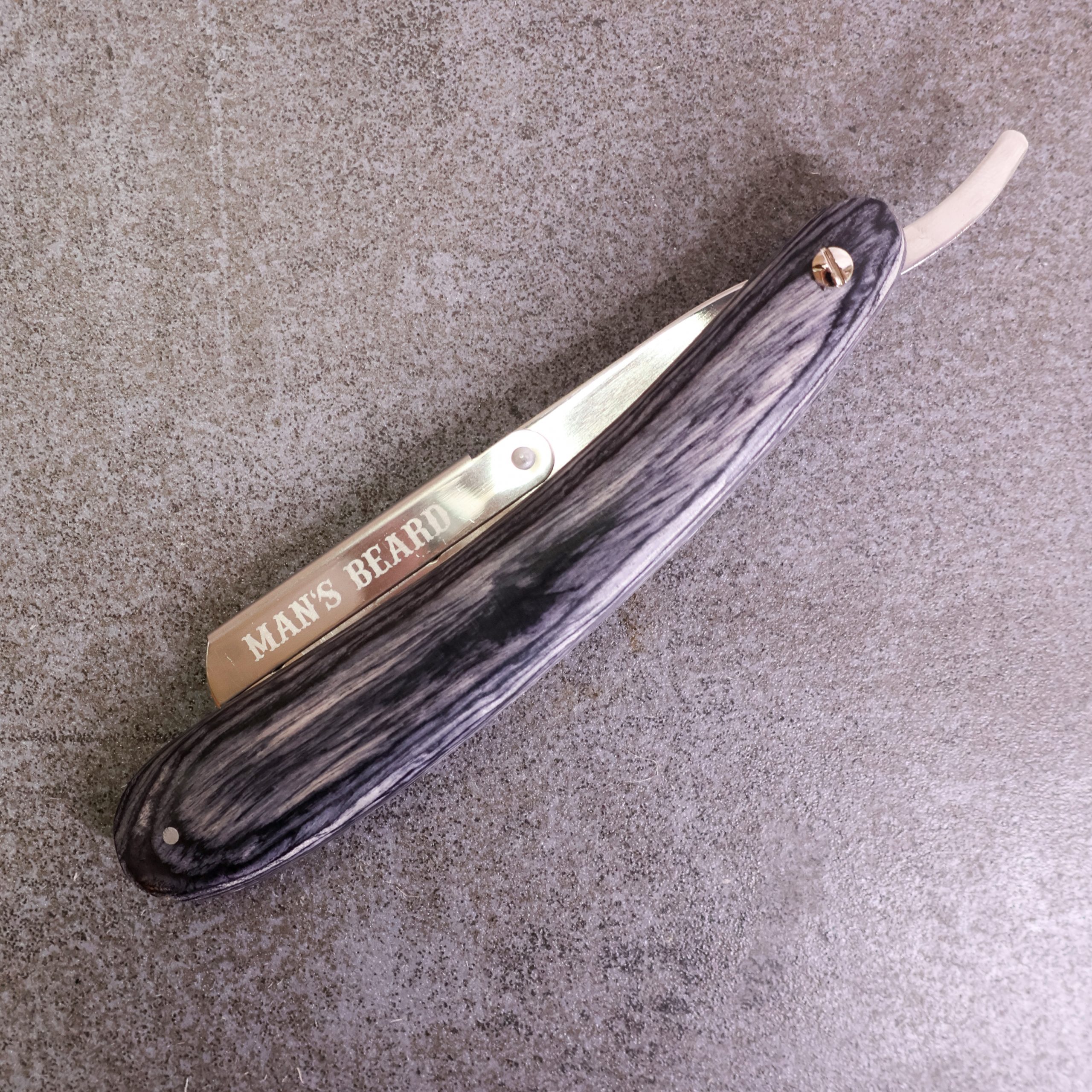man-s-beard-woody-grey-shavette-bois-gris-5-lames image 2