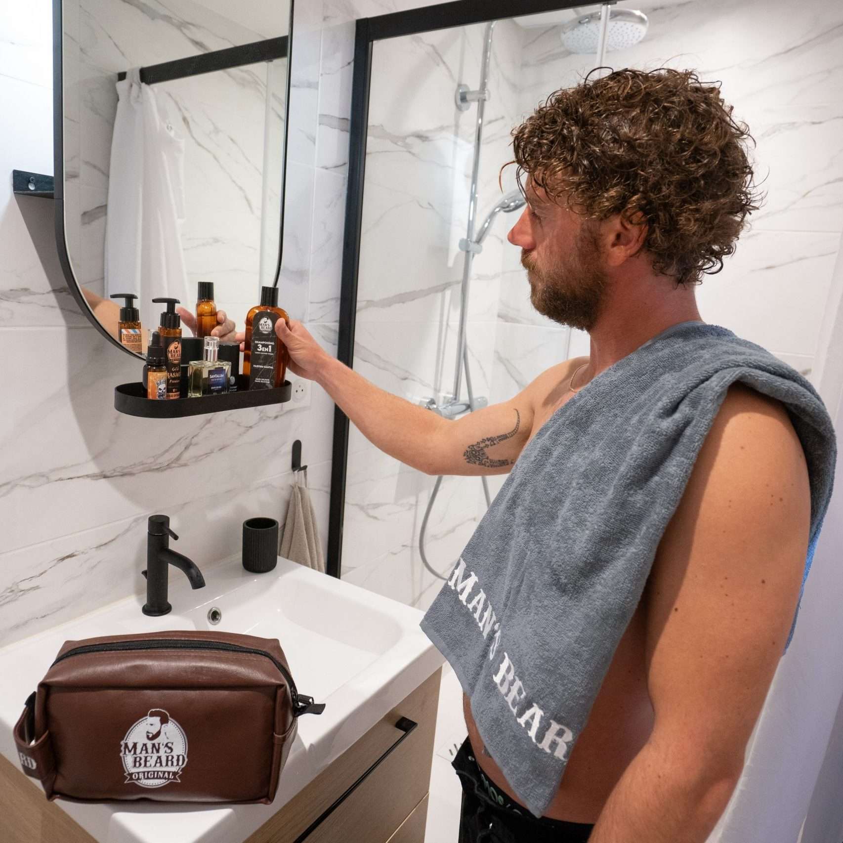 man-s-beard-trousse-de-toilette-simili-cuir-compacte-barbe image 4