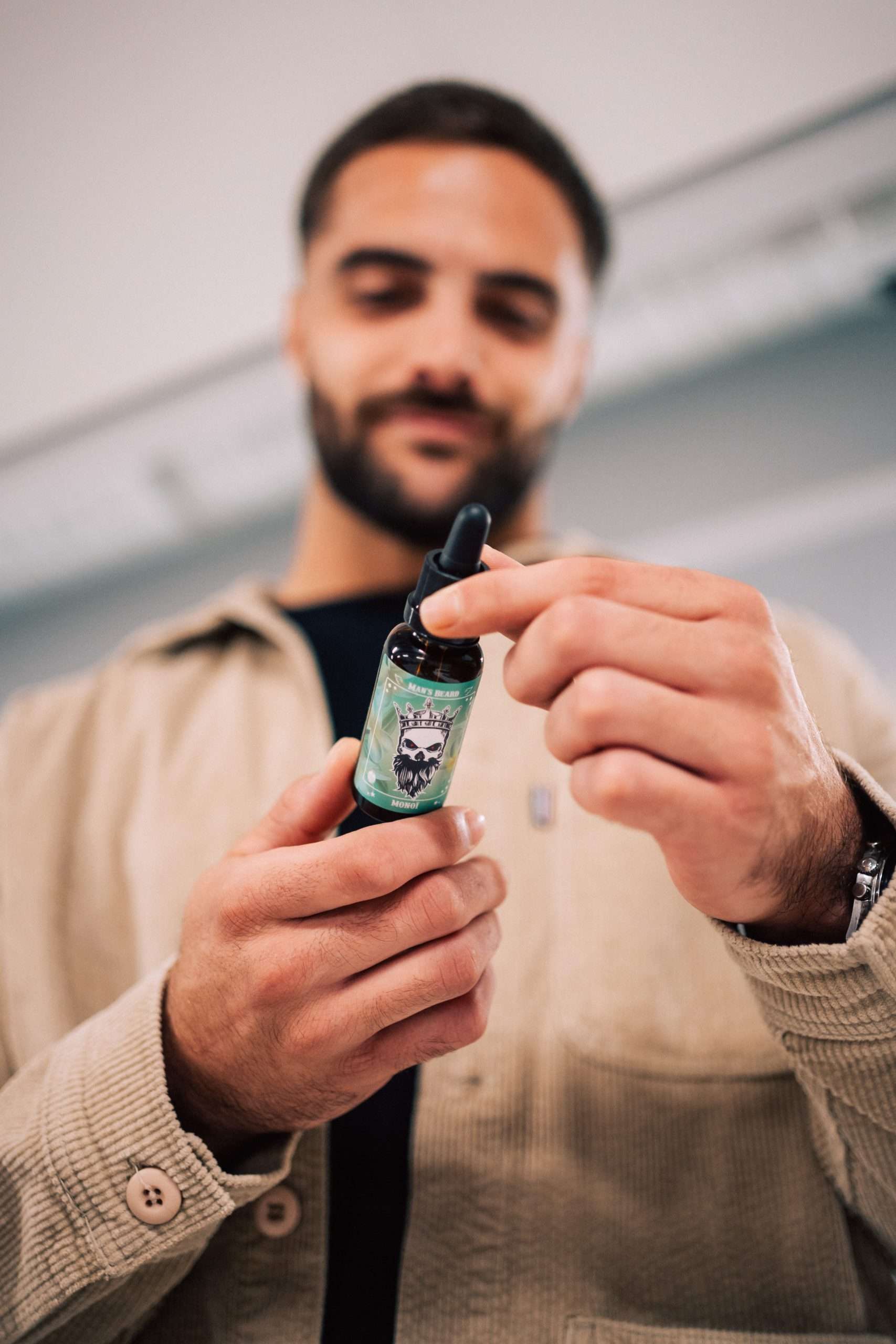 man-s-beard-huile-barbe-mono-30ml-hydratante-naturelle image 2