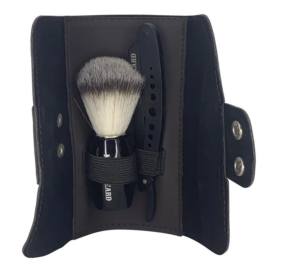 man-s-beard-kit-wallet-marron-shavette-blaireau image 1