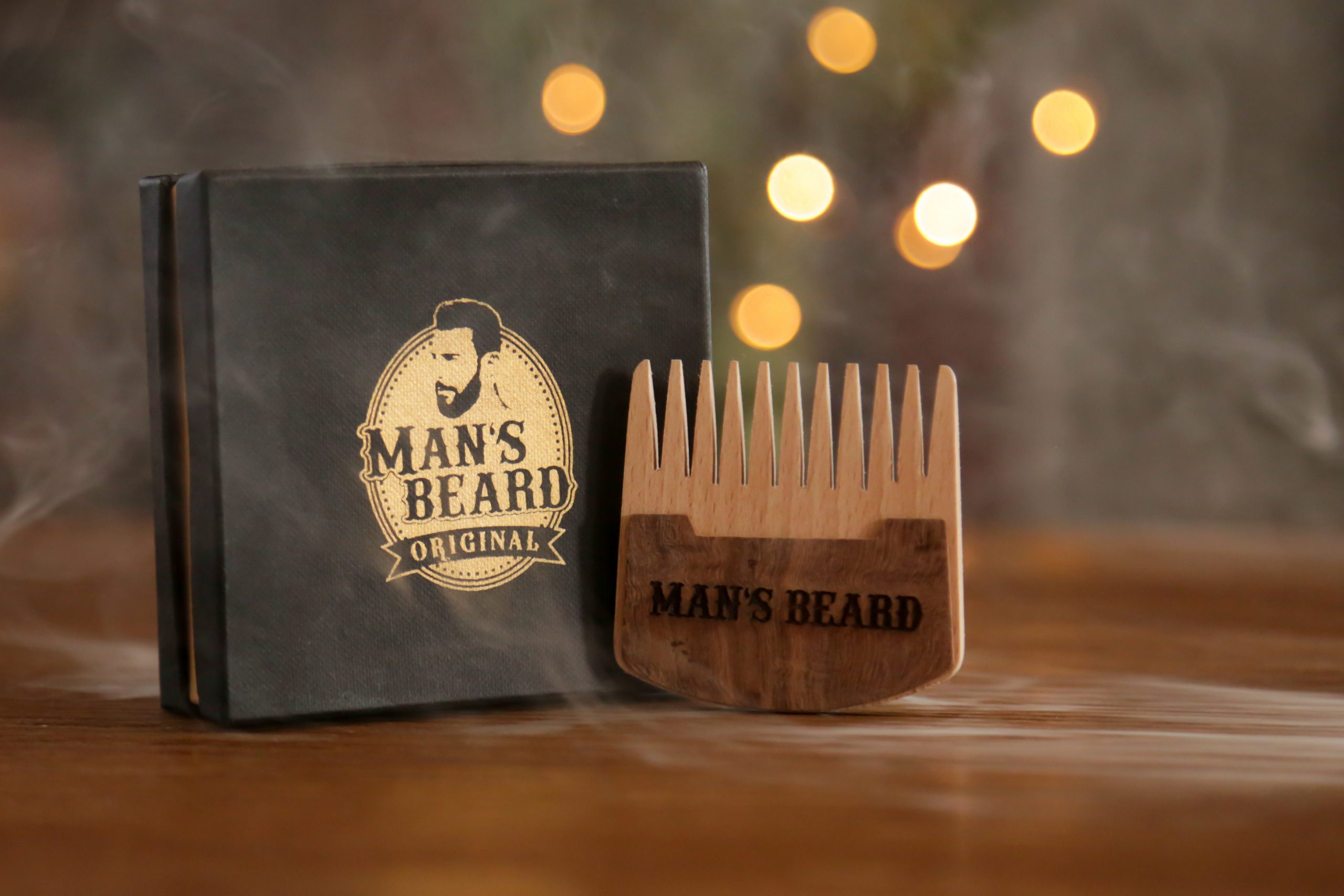 man-s-beard-peigne-barbe-bois-6x6cm-barbes-paisses image 2