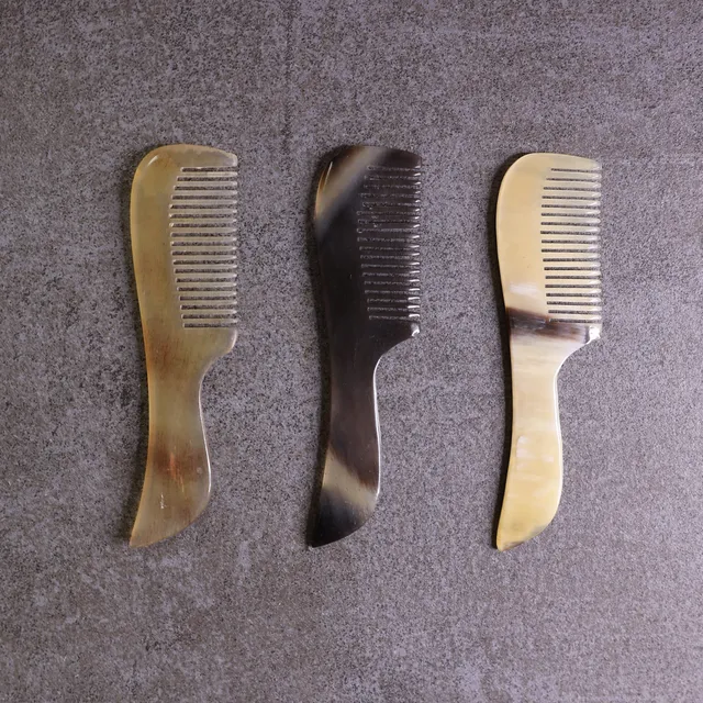 man-s-beard-peigne-barbe-corne-z-bu-avec-manche image 1
