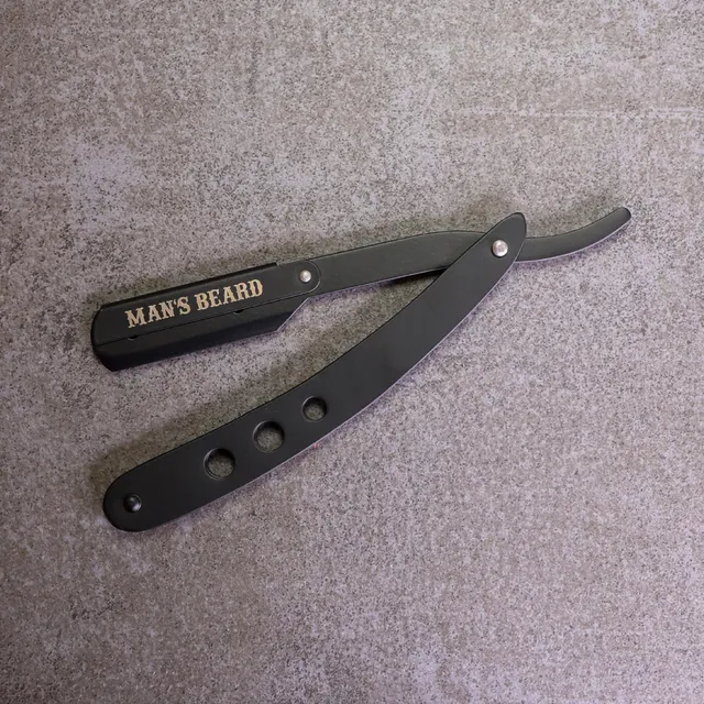 man-s-beard-black-hole-shavette-noire-5-lames image 1