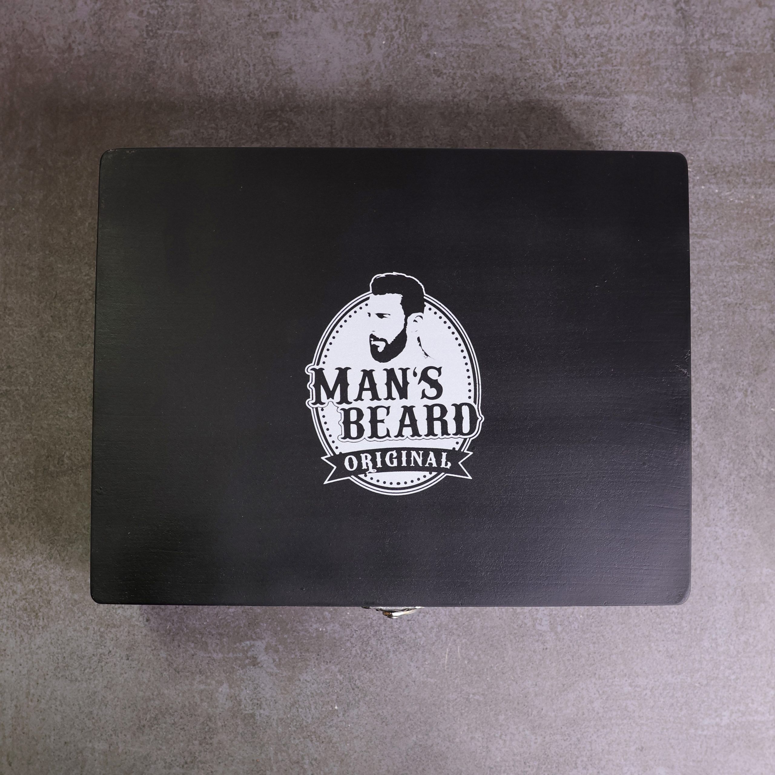 man-s-beard-coffret-noir-rasoir-kit-rasage-4-pi-ces image 3
