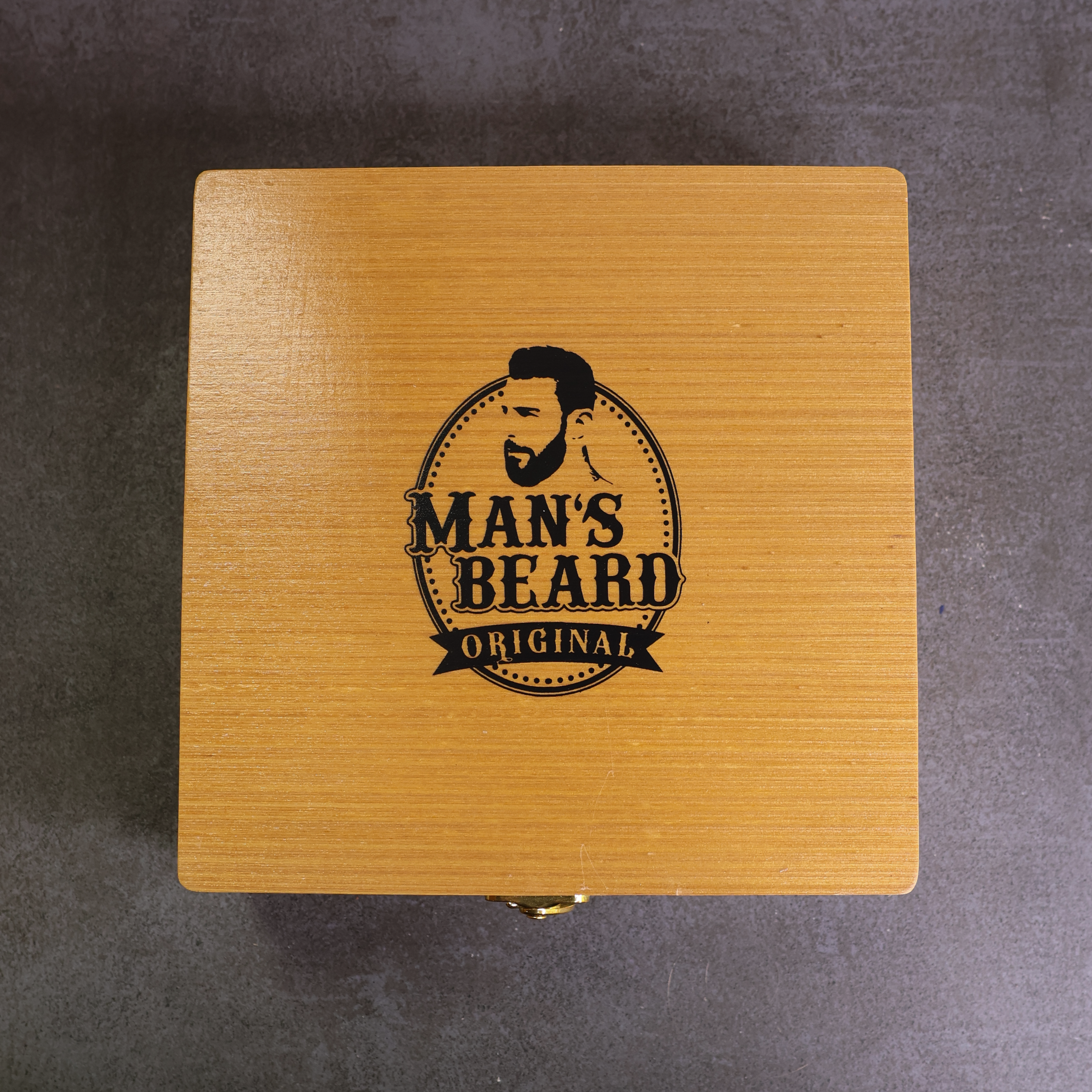 man-s-beard-coffret-bois-shavette-kit-rasage-blaireau image 3