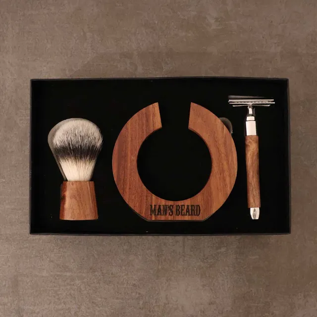 man-s-beard-kit-rasoir-rond-bois-blaireau-pr-sentoir image 1